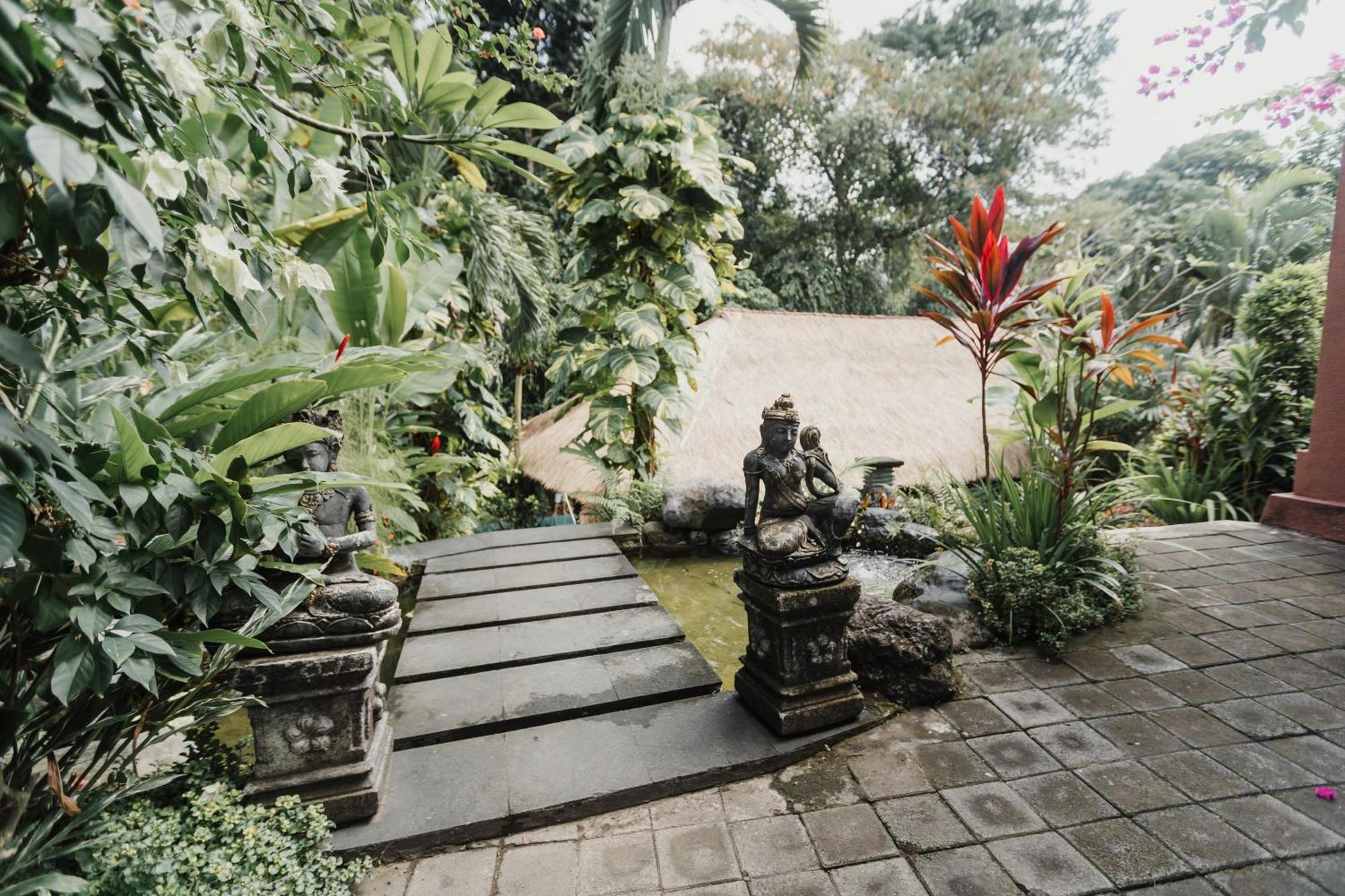 Maylie Bali Villa & Bungalows Canggu Exteriör bild